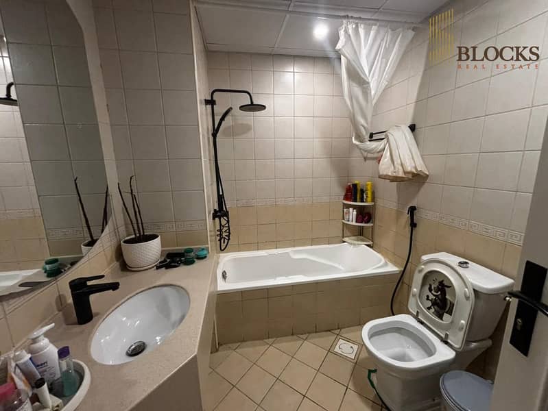 PARTIALLY UPGRADED | W/ STORAGE n LAUNDRY | 2BHK - Image 11