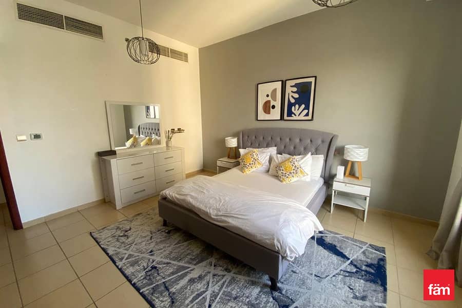 Luxurious | Marina View | Beachfront - Image 7