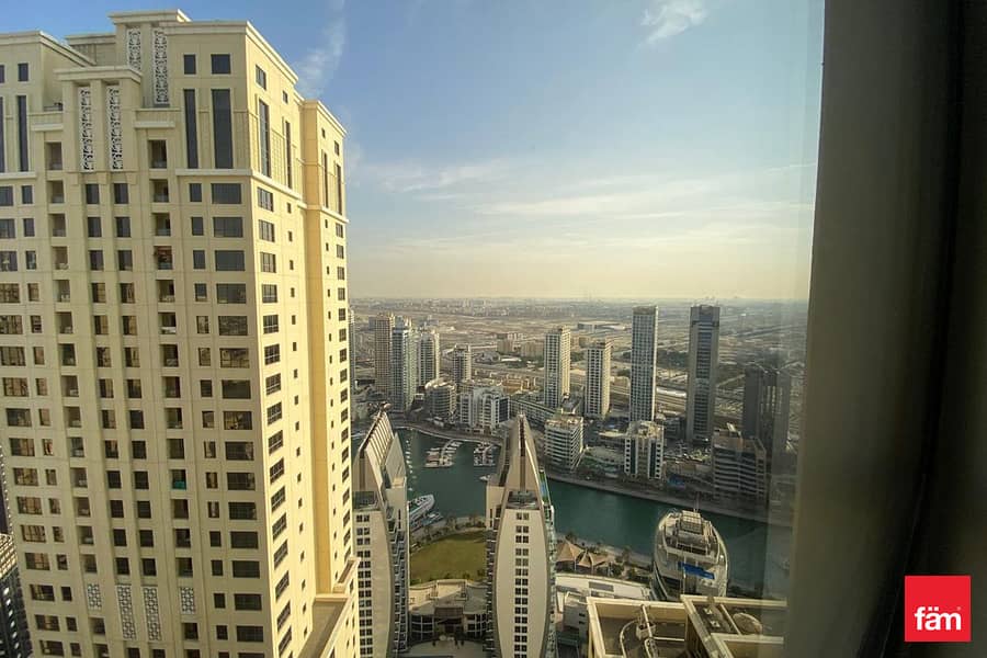 Luxurious | Marina View | Beachfront - Image 10