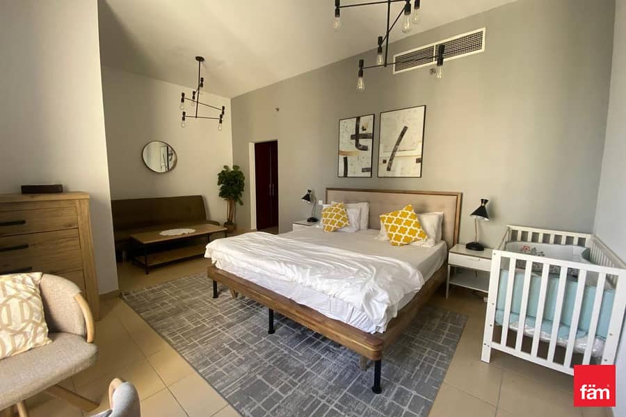 Luxurious | Marina View | Beachfront - Image 19