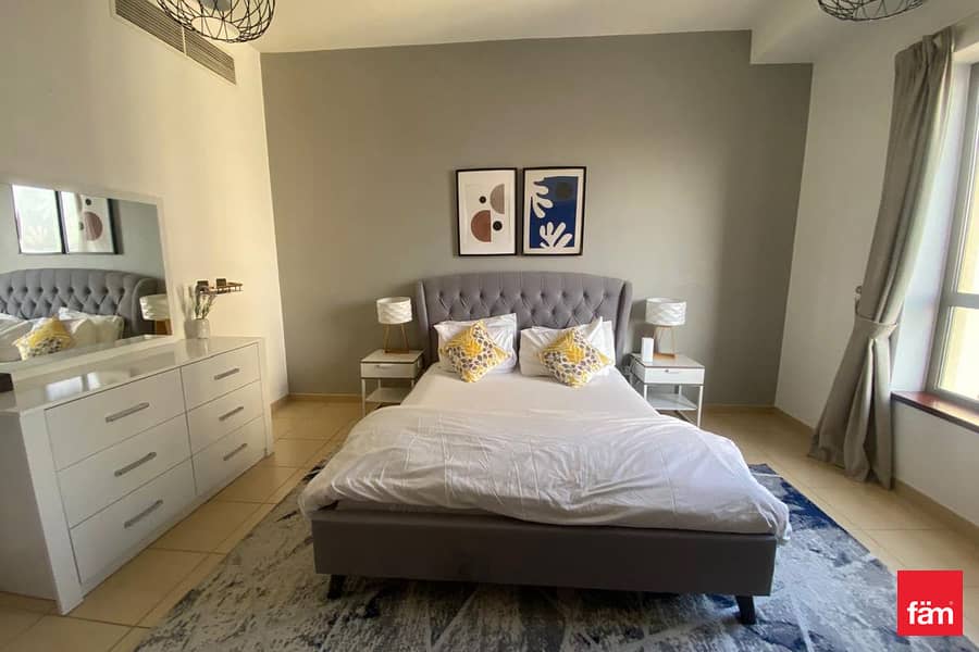 Luxurious | Marina View | Beachfront - Image 20