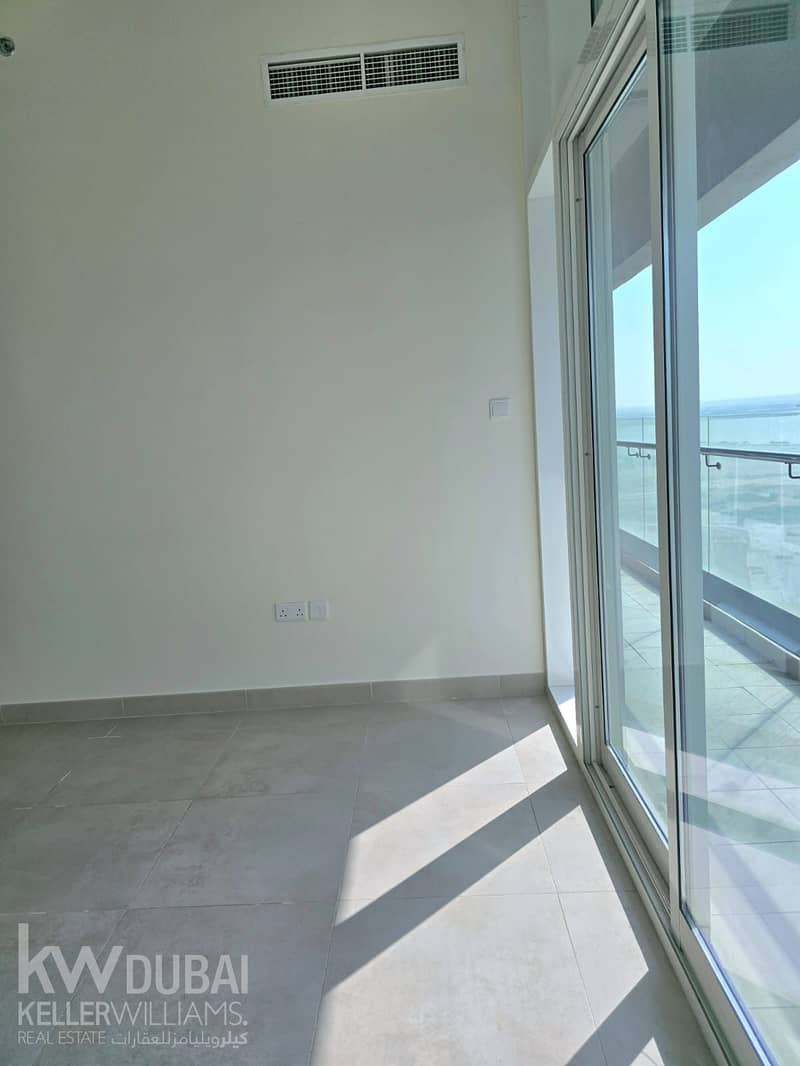 Creek View | Spacious | Ready to Move In