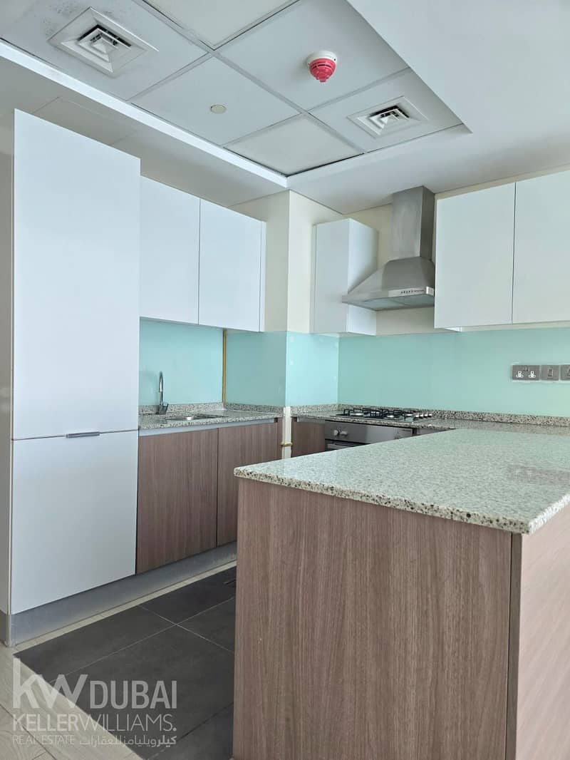 Creek View | Spacious | Ready to Move In - Image 6