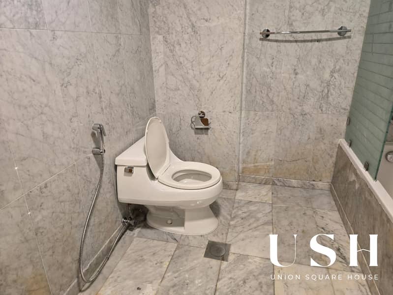 Spacious Layout | Near Marina Mall | Near Metro - Image 12