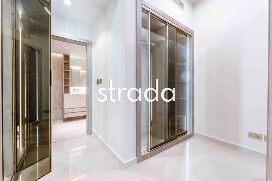 Upgraded | Low Floor | Furnished - Image 14