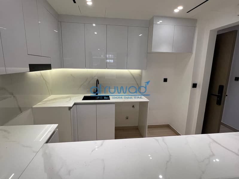 Brand New | Road & Community View | Low Floor - Image 12