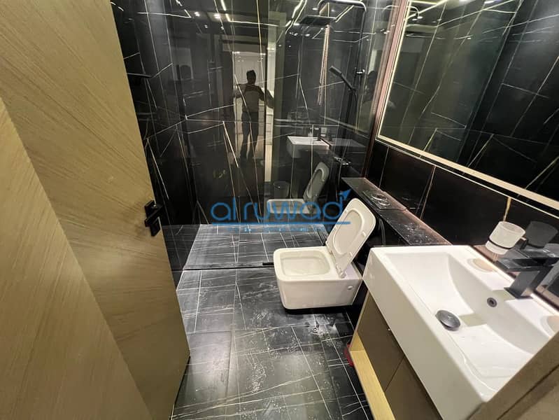 Brand New | Road & Community View | Low Floor - Image 20