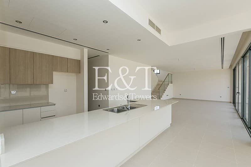 Cheapest 5 Bed Corner For Immediate Sale | DH Cheapest 5 Bed Corner For Immediate Sale | DH