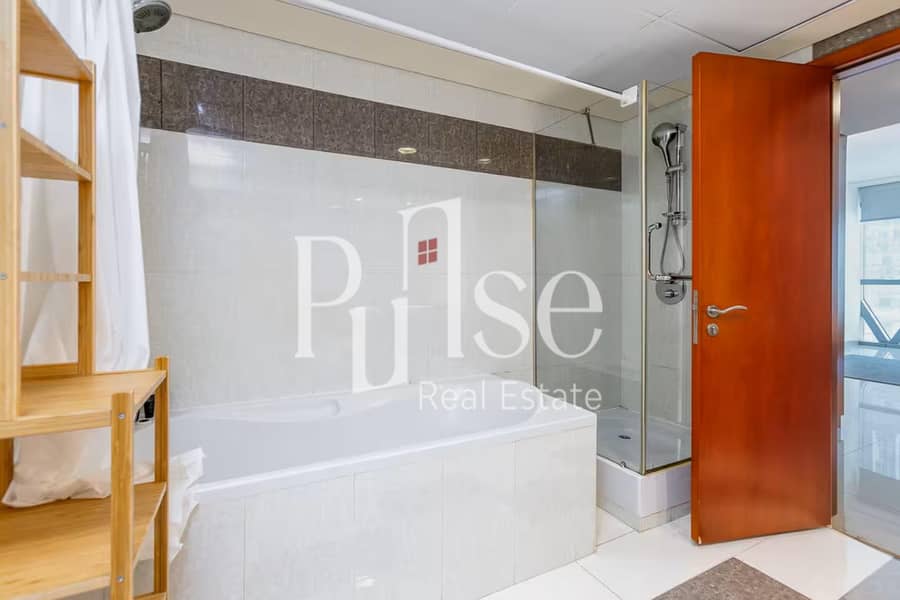 Spacious 1BR with Balcony | 2 Parking Spaces - Image 17