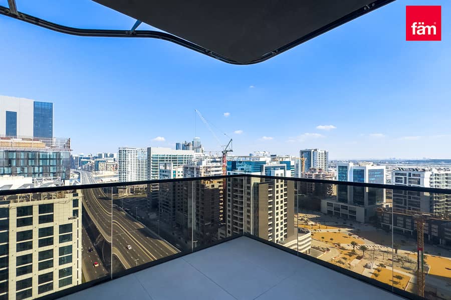 Vacant | Prime Location | Biggest Layout - Image 7