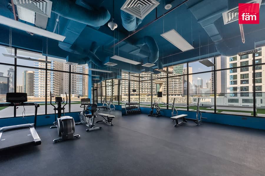 Vacant | Prime Location | Biggest Layout - Image 25