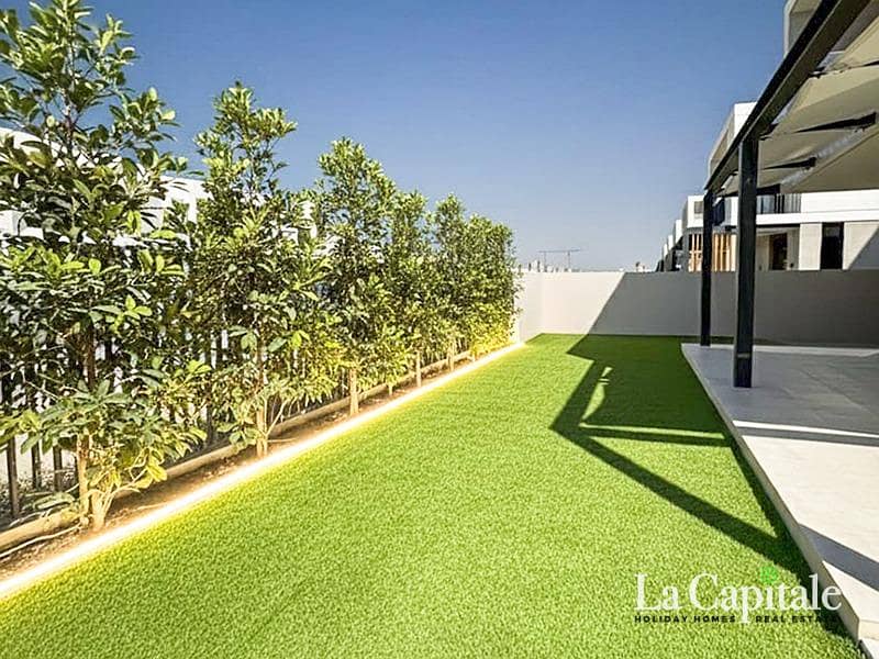 Modern Villa | Vacant | Walking Distance to Pool - Image 13