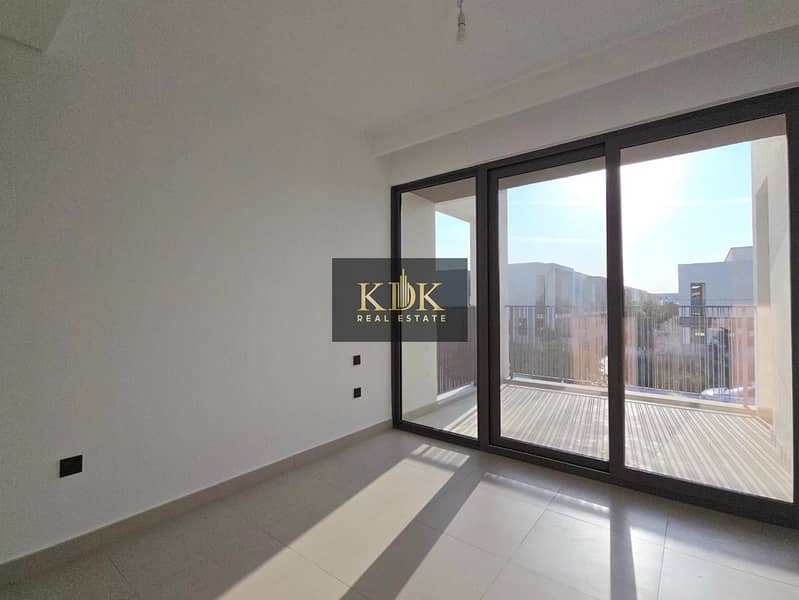 Landscaped | Upgraded | View now - Image 8