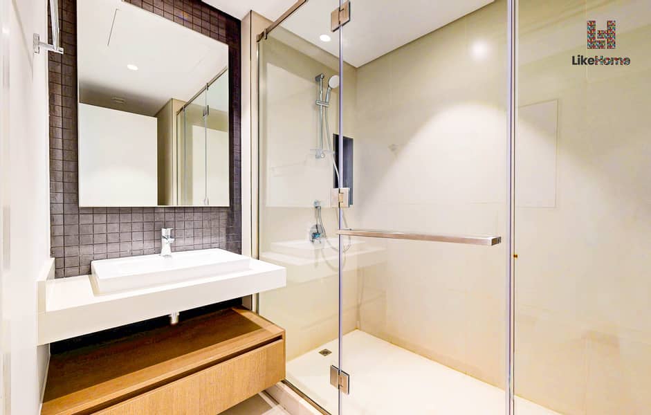 Exclusive September Only Offer: Modern Furnished Unit with Partial Sea View - Image 14