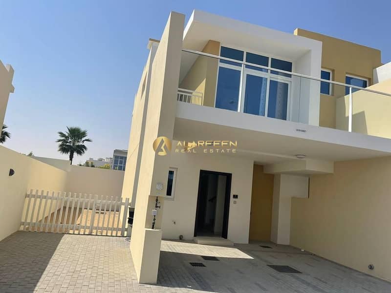 3BR| Community View | Near Entrance - Image 11