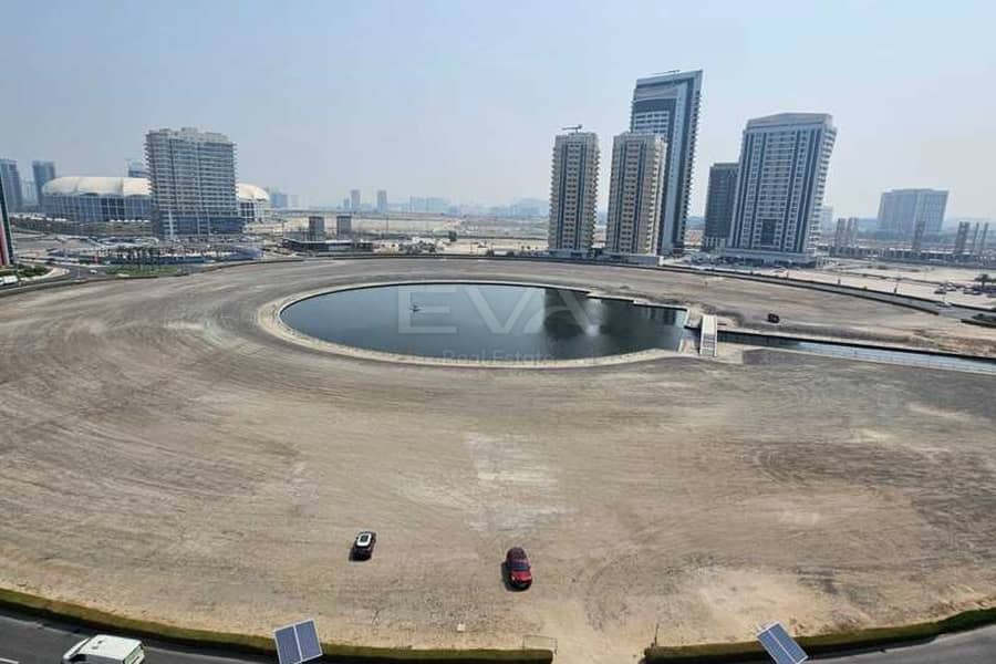 Fully Furnished | Vacant | Canal View | Spacious - Image 11