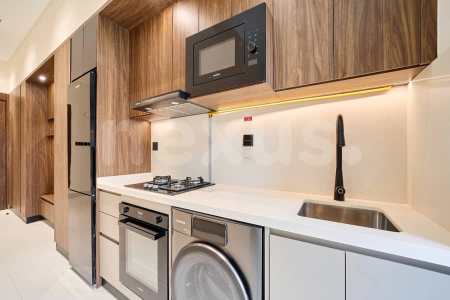 JOGGING TRACK VIEW | VACANT | HIGH FLOOR - Image 8