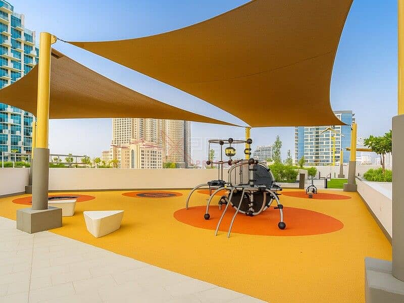 Prime Location | Semi-Furnished Studio | Close to Dubai Creek - Image 11