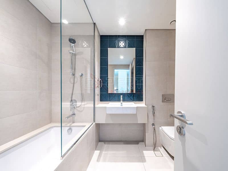 Spacious 3BHK Villa | Family-Friendly Community|Near Central Park - Image 11