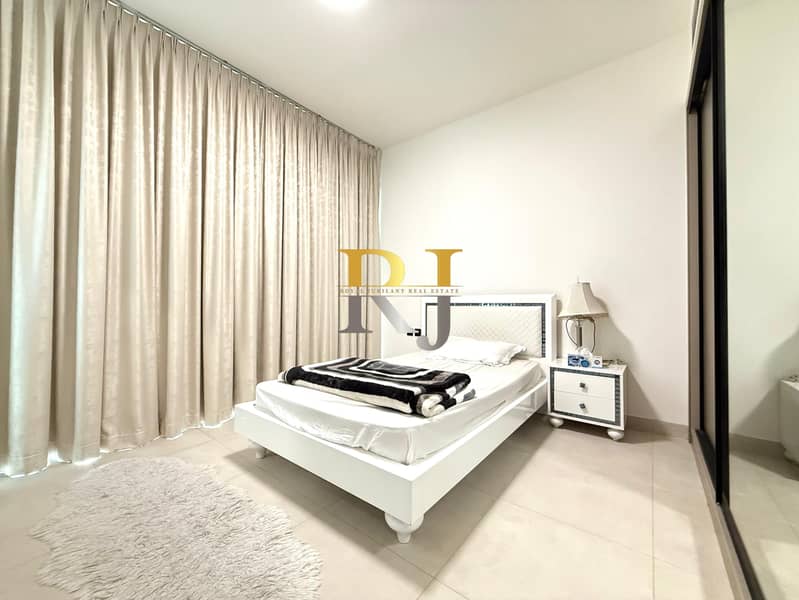 Elegant 3-Bedroom Apartment | Modern Design | Creek View - Image 11