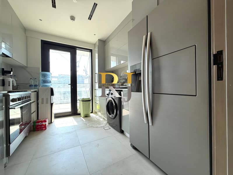 Elegant 3-Bedroom Apartment | Modern Design | Creek View - Image 15