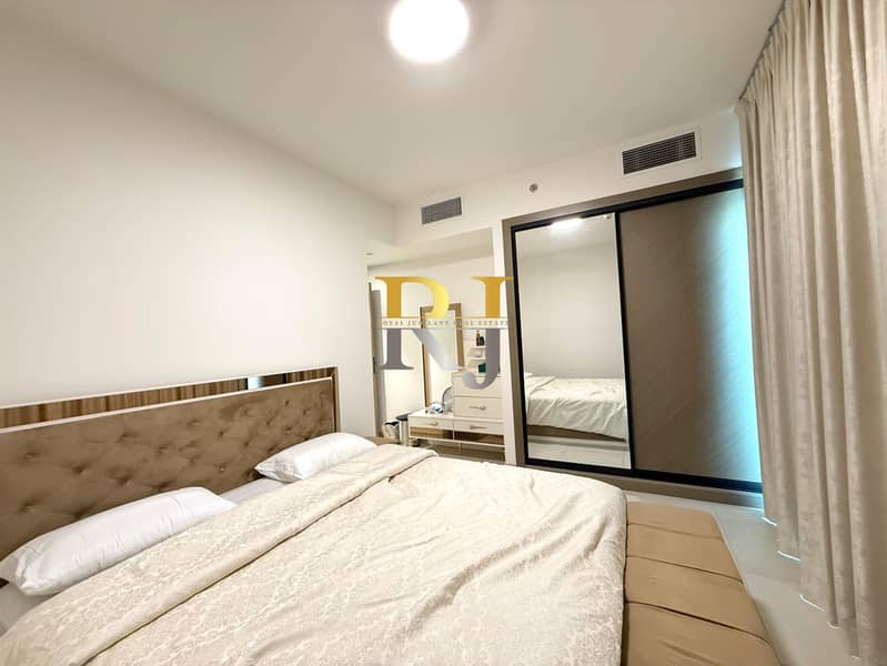 Elegant 3-Bedroom Apartment | Modern Design | Creek View - Image 16