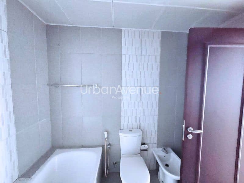 Huge Layout | Vacant | Family Community