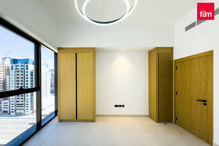 Best Price | Spacious Unit | Brand New - Image 10