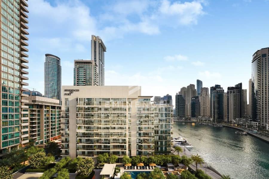 Stunning 3BR Duplex | Panoramic Marina Views - Image 6