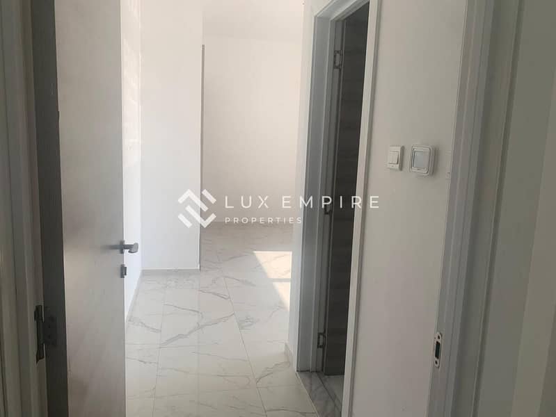 Spacious | High Floor | Community and Pool View - Image 6