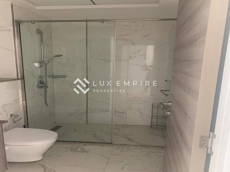 Spacious | High Floor | Community and Pool View - Image 10