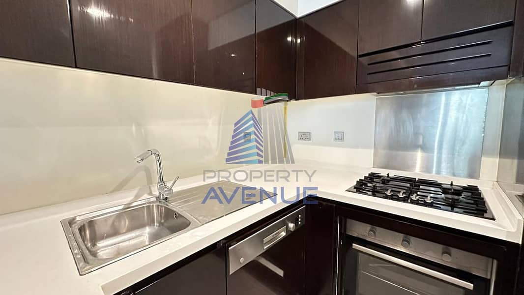 Luxury Furnished | Amazing Location | High Floor - Image 7