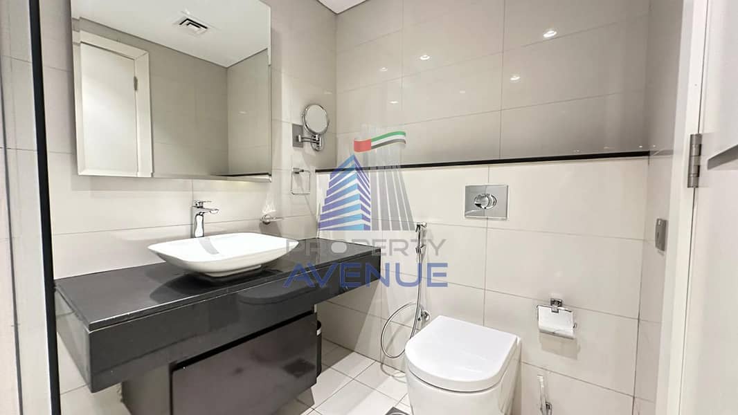 Luxury Furnished | Amazing Location | High Floor - Image 8