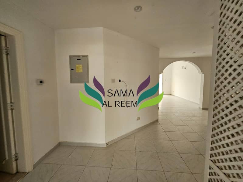 Spacious 3 Bedrooms + Maid Room | Private Garden - Image 17