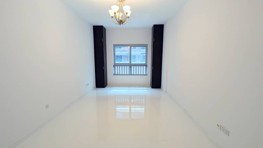 STUDIO |•| READY TO MOVE |•| MODERN FINISHING |•| HUGE SIZE LAYOUT