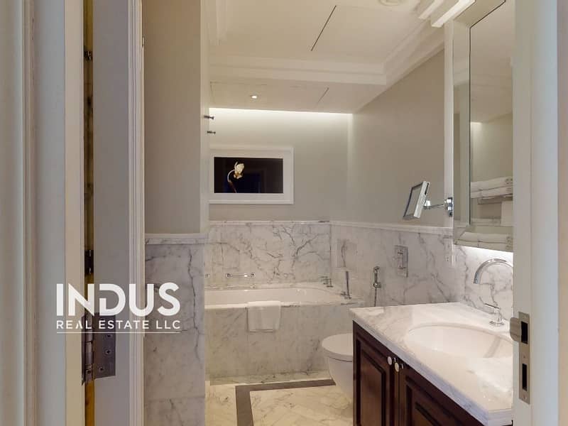 Fully Furnished | Burj Khalifa and Fountain View - Image 20