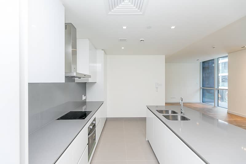 Modern City Living| Stylish 2 BR + Balcony Al Wasl