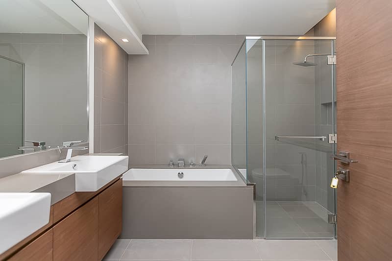 Modern City Living| Stylish 2 BR + Balcony Al Wasl - Image 15