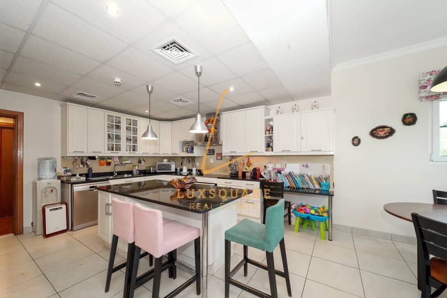 Exclusive I Upgraded I High Floor - Image 7