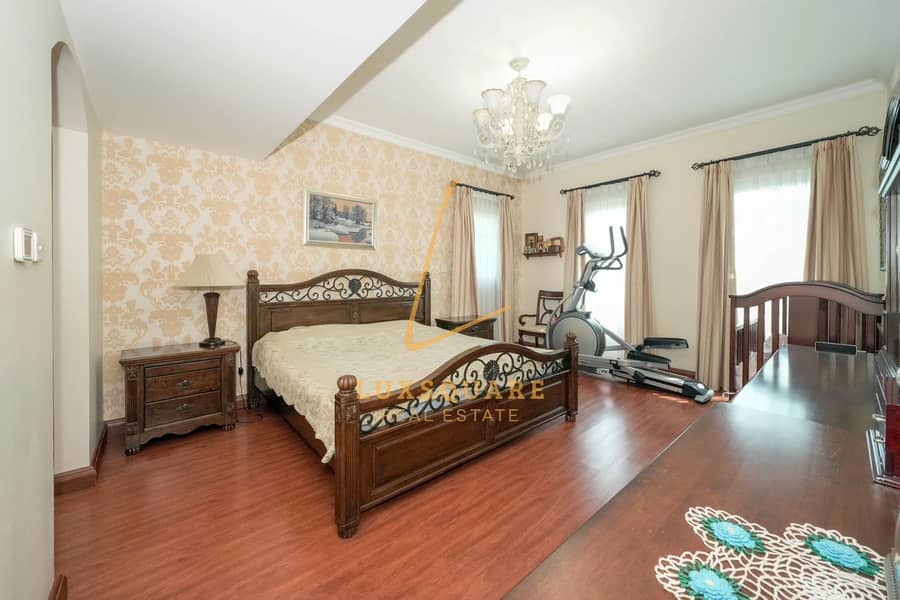 Exclusive I Upgraded I High Floor - Image 15