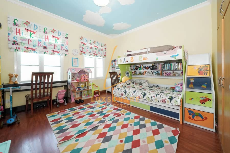 Exclusive I Upgraded I High Floor - Image 22