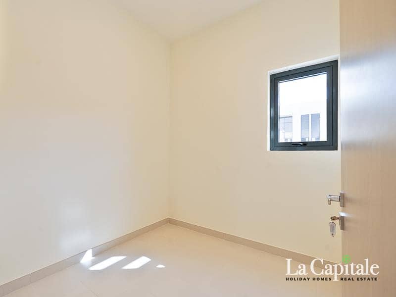 Brand New 4BR | Corner Unit | Large Plot - Image 6
