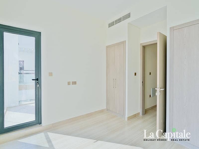 Brand New 4BR | Corner Unit | Large Plot - Image 7