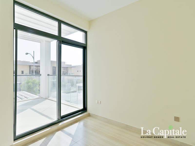 Brand New 4BR | Corner Unit | Large Plot - Image 10