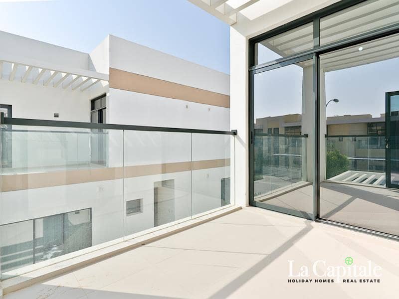 Brand New 4BR | Corner Unit | Large Plot - Image 17