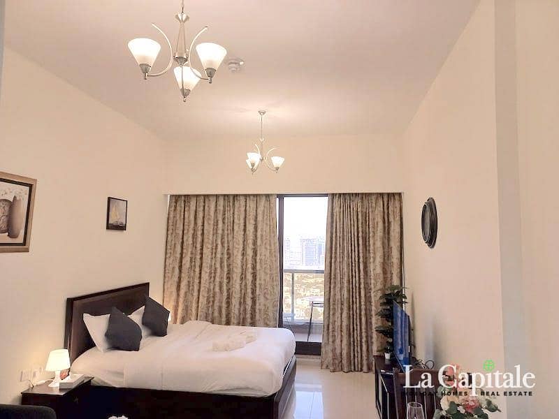 Golf Course View | Ready to Move | High Floor