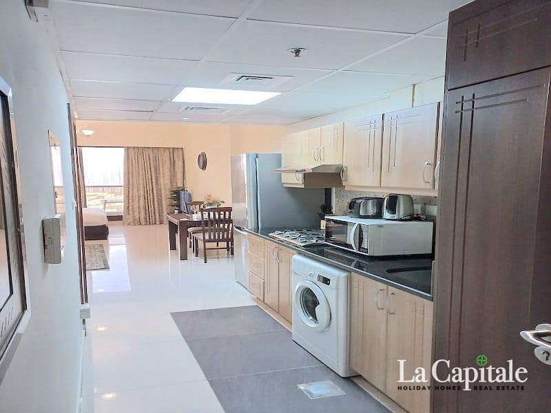 Golf Course View | Ready to Move | High Floor