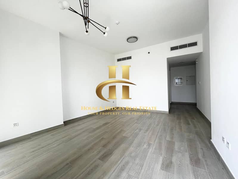 Fitted Kitchen | Ready to Move | Spacious Layout