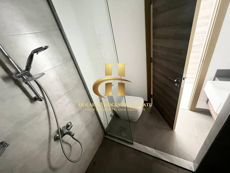 Fitted Kitchen | Ready to Move | Spacious Layout - Image 8