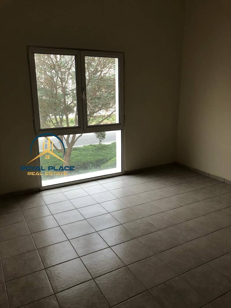 Spacious I Community View I Ready to Move - Image 9